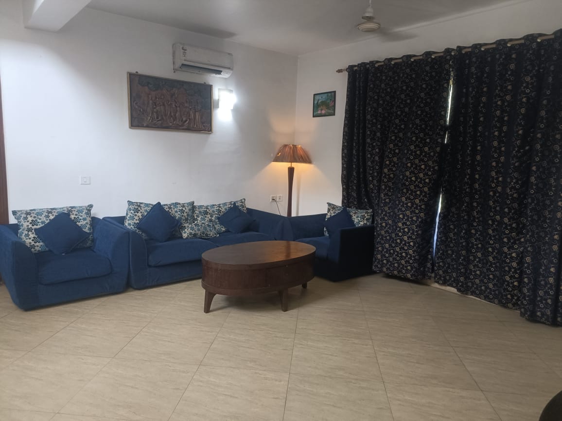 de4438e2-b148-4f4b-a640-4a0f56e65e44